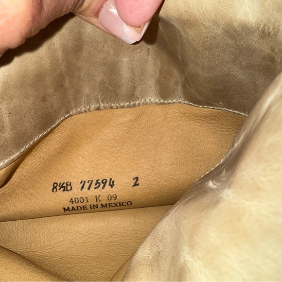 Frye Jane Light Tan Leather Boots